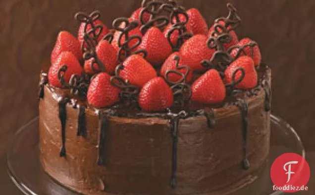 Schokoladen-Erdbeer-Festkuchen