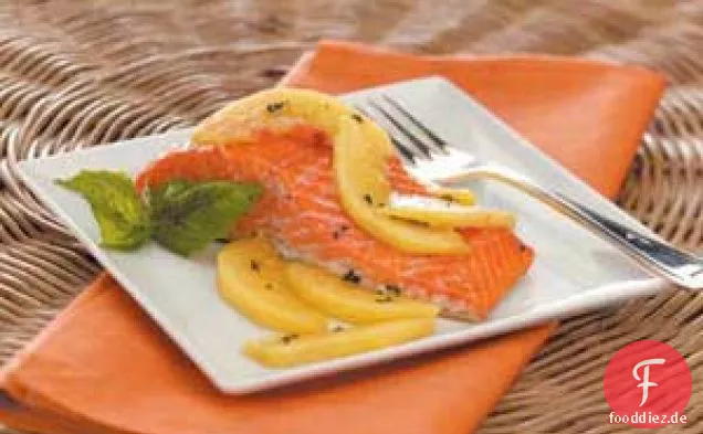 Gegrillter Lachs mit Nektarinen