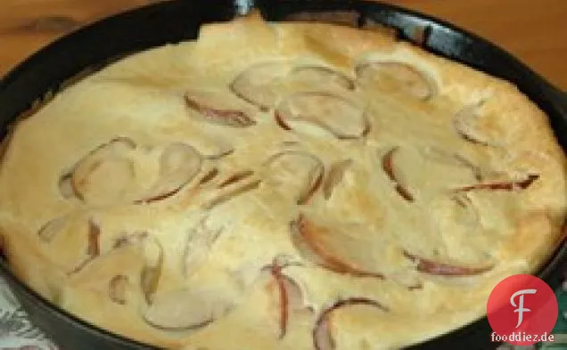 Ofenpfannkuchen mit Äpfeln