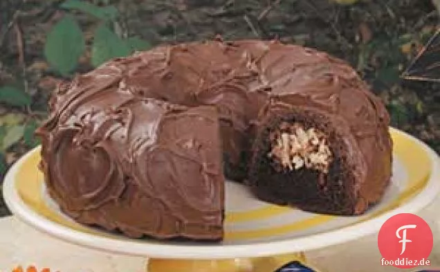 Schokoladen-Kokos-Gugelhupfkuchen