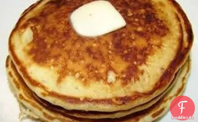 Bananen-Pfannkuchen mit braunem Zucker