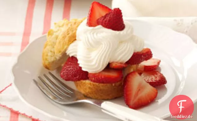 Erdbeer-Shortcake-Tassen