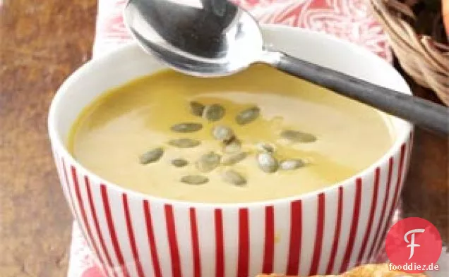 Curry-Kürbis-Apfelsuppe