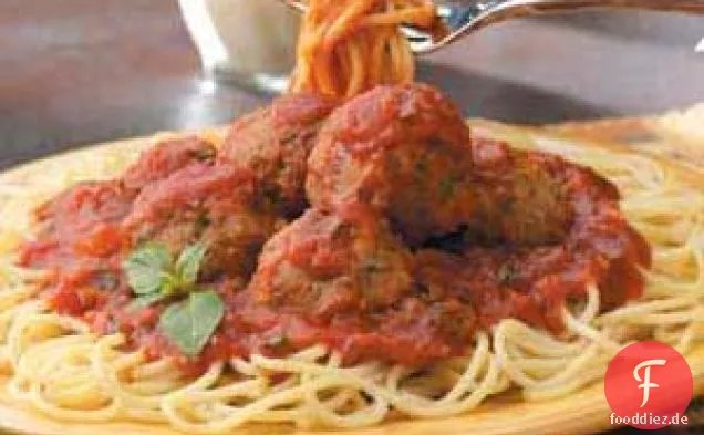 Fleischbällchen mit Spaghettisauce