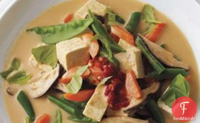Thai Curry Gemüse und Tofu Suppe Rezept