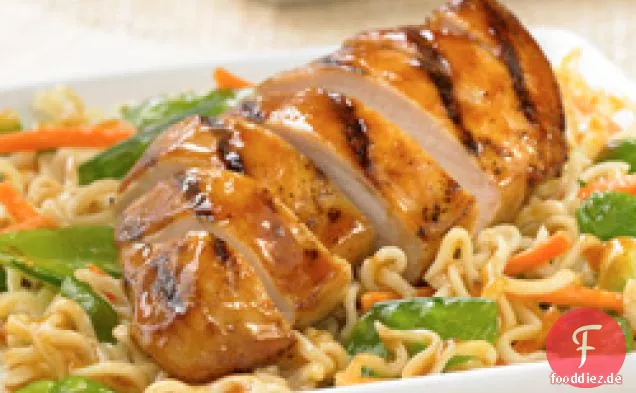 Asiatischer Hühnernudelsalat für zwei