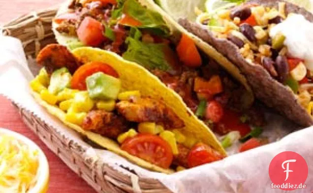 Tacos mit schwarzen Bohnen und Mais