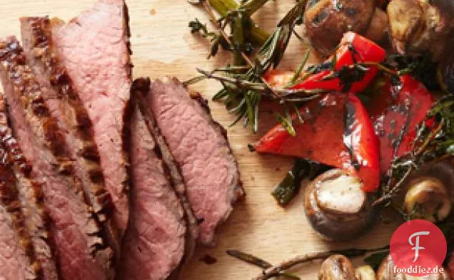 Dreispitzsteak mit Champignons und Paprika
