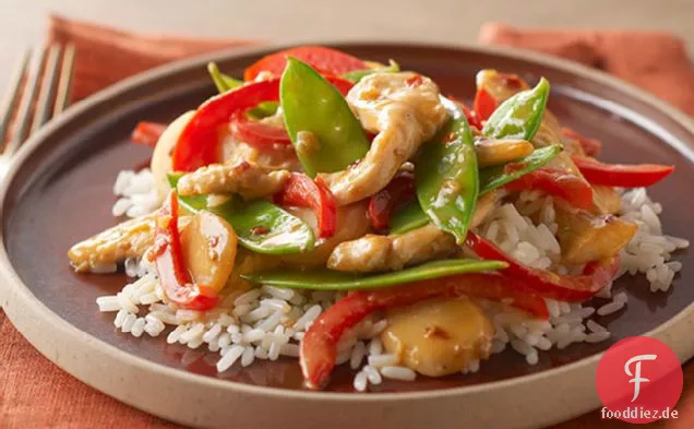 Herzhafte Feuerwerkskörper Huhn Stir-Fry