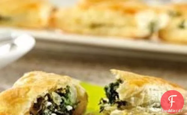Mini-Calzone mit Spinat und Feta