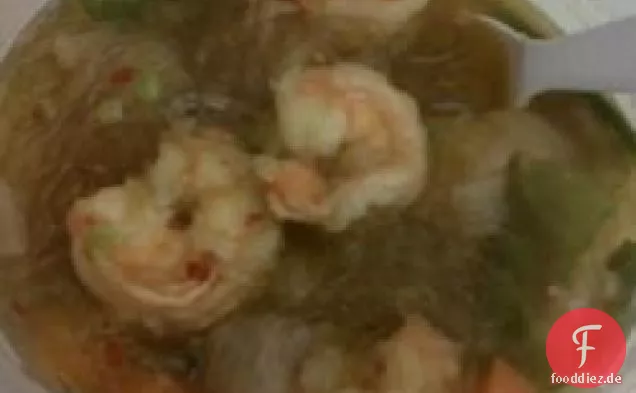 Orientalische Garnelen-Nudelsuppe