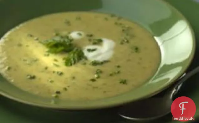 Lauch-, Spargel- & Kräutersuppe