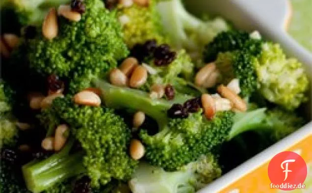 Knoblauch-Brokkoli-Salat