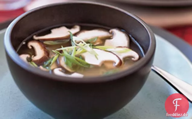 Miso-Ingwer-Consommé