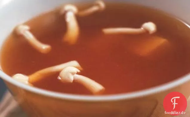 Miso-Suppe mit Enoki Pilzen