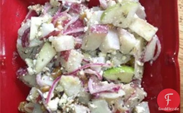 Roter Bliss Kartoffelsalat mit Gorgonzola und Walnüssen