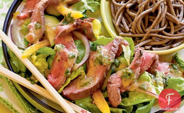 Ingwer-Rindfleischsalat mit Miso-Vinaigrette