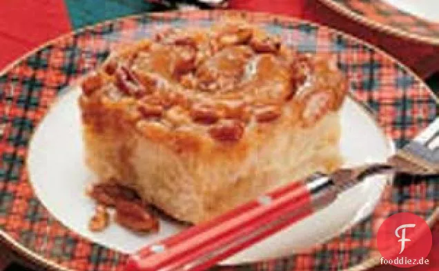 Karamell-Pekannuss-Brötchen