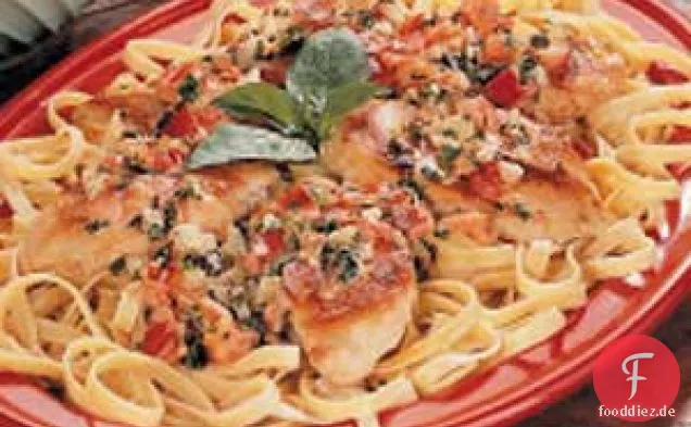 Hühnchen mit Fettuccine