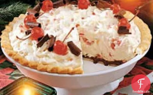 Kirsch-Mandel-Mousse-Torte