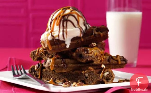 Schokoladen-Brownie-Waffeleisbecher