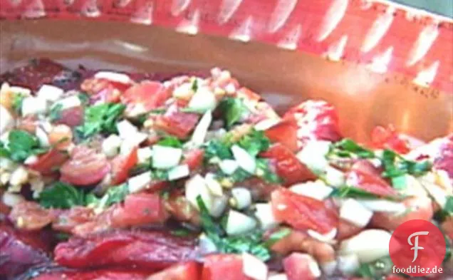Geröstete rote Paprika: Salsa Criolla mit Lagerfeuer
