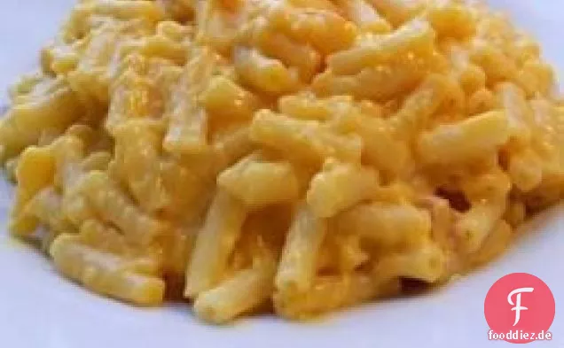 Nics einfachste, cremigste Makkaroni und Käse