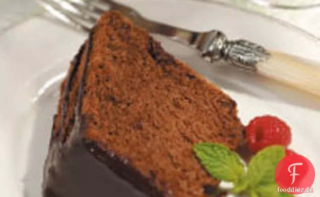 Schokoladen-Angel-Food-Kuchen mit Kaffeeglasur