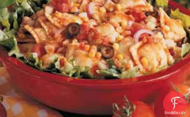 Würziger Raviolisalat