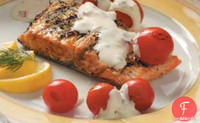 Gegrillter Lachs mit Käsesauce