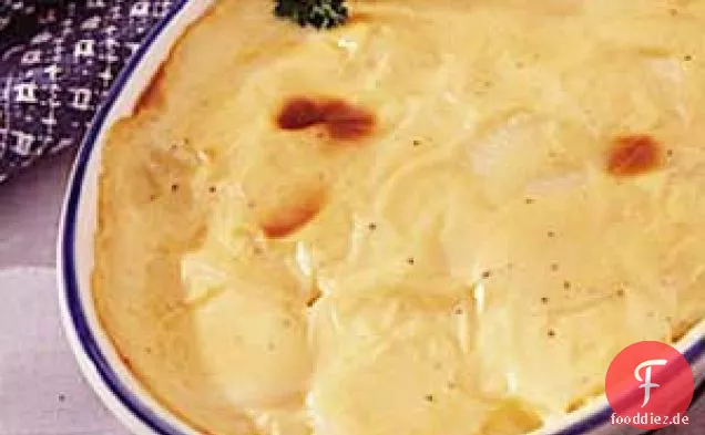 Gratinierte Kartoffeln und Karotten