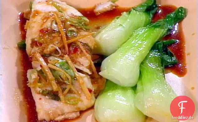 Gedämpfte Heilbuttfilets nach chinesischer Art