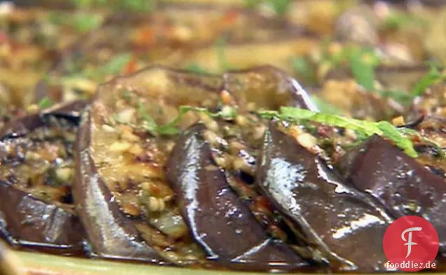 Eingelegte gegrillte Auberginen