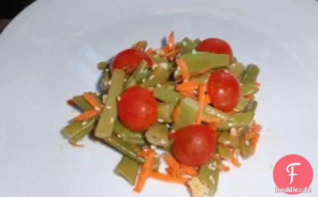 Knackiger grüner Bohnensalat