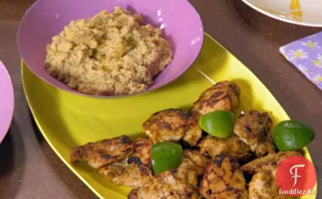 Tandoori-Hähnchen mit Kichererbsenpüree und Paprika-Zwiebel-Salat