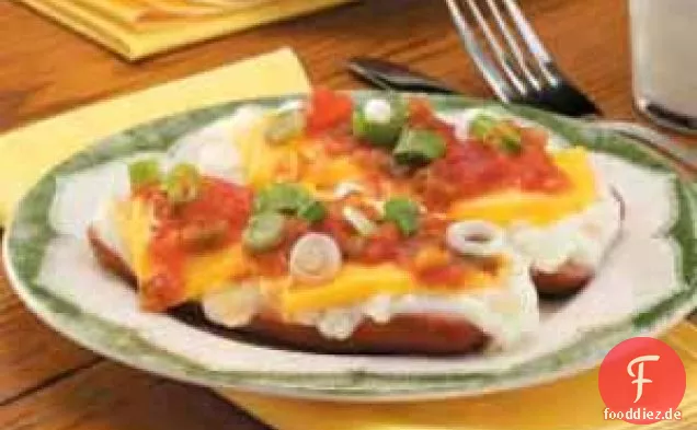 Hot Dogs mit Kartoffelpüree
