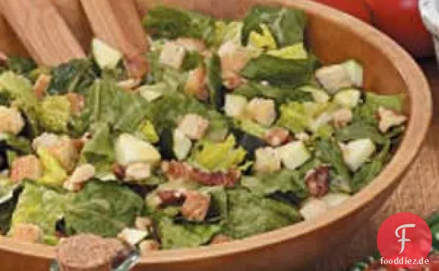Walnuss-Römersalat