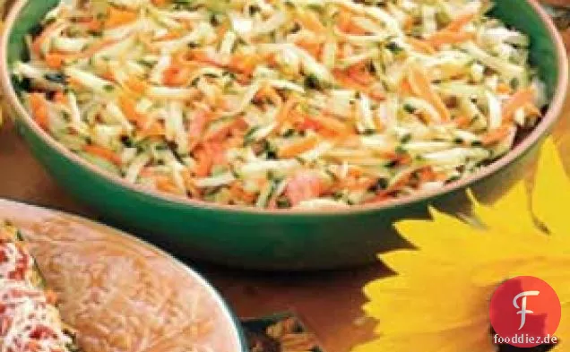 Zucchini-Krautsalat