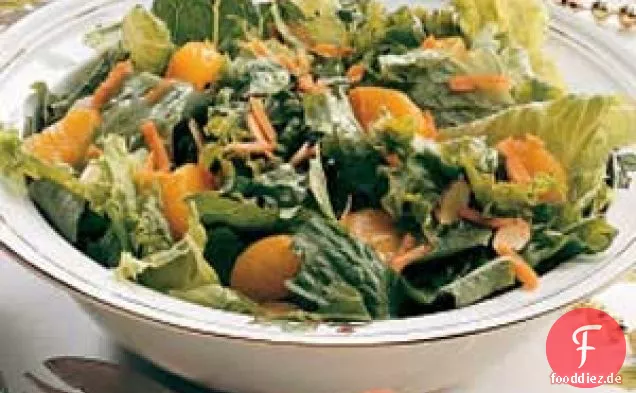 Festlicher Wurfsalat