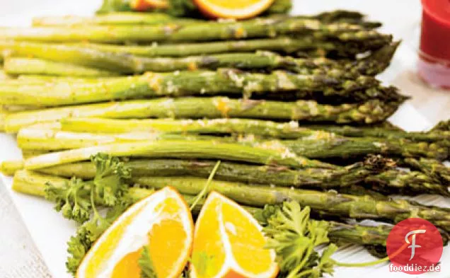 Gerösteter Spargel mit Dijon-Zitronensauce