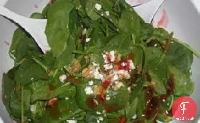 Spinatsalat mit Pfeffergelee-Dressing