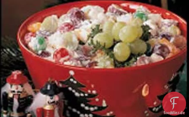 Obstsalat mit Marshmallows