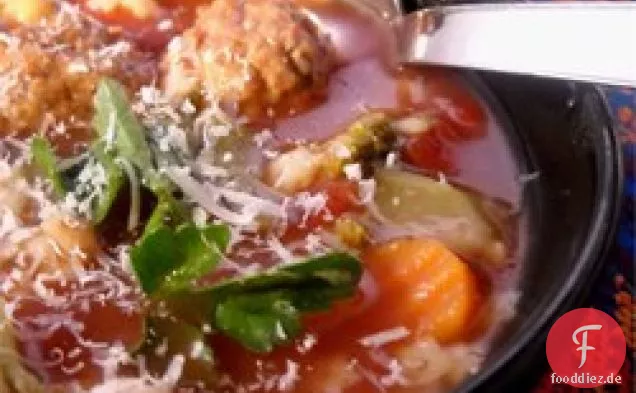 Herzhafte italienische Fleischbällchensuppe