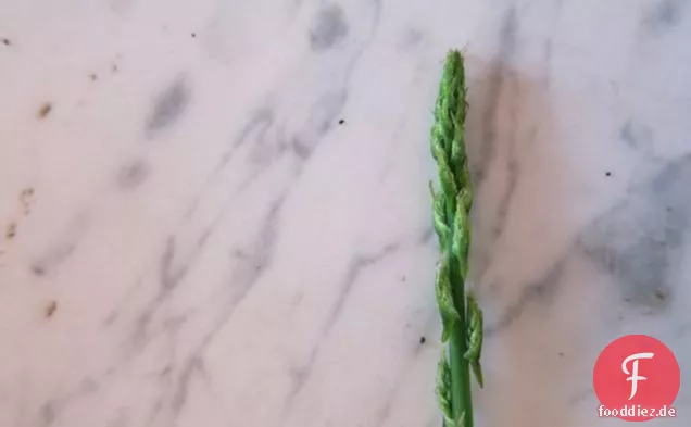 Frittata von wildem Spargel