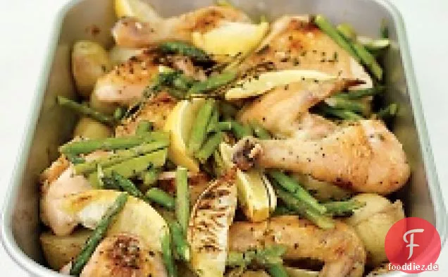 Brathähnchen mit Kartoffeln, Zitrone und Spargel