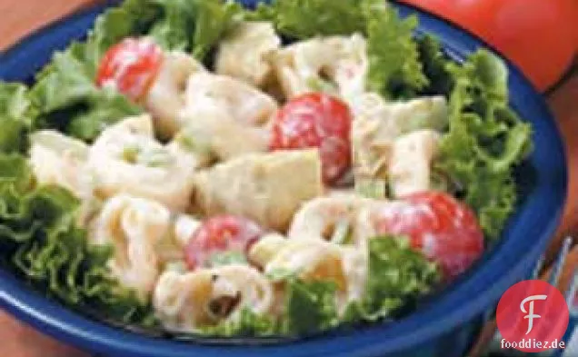 Tortellini Artischockensalat