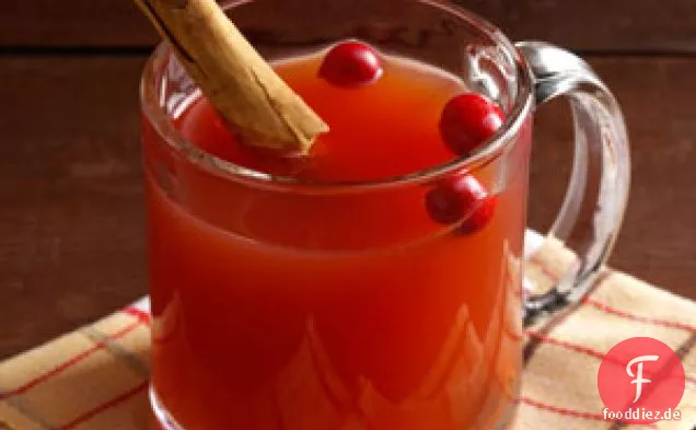 Langsam gekochter Apfel-Cranberry-Apfelwein