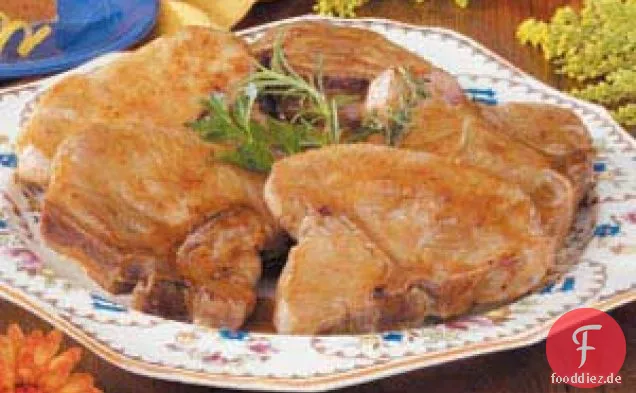 Schweinekoteletts mit Senfglasur