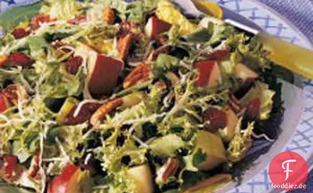Fruchtiger grüner Salat