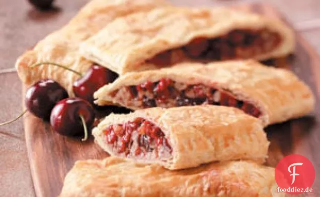 Einfache Kirschstrudel